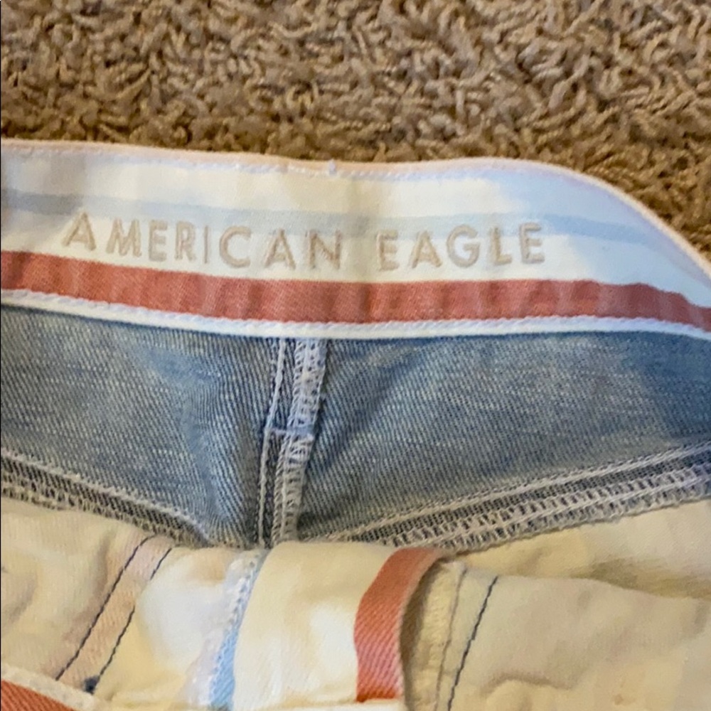 Shorts - Picture 3 of 3